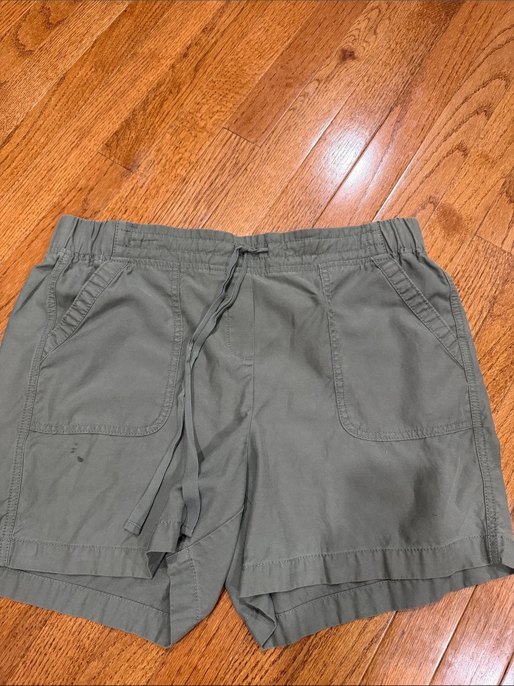 Talbots Olive Green High Waist Women’s Shorts